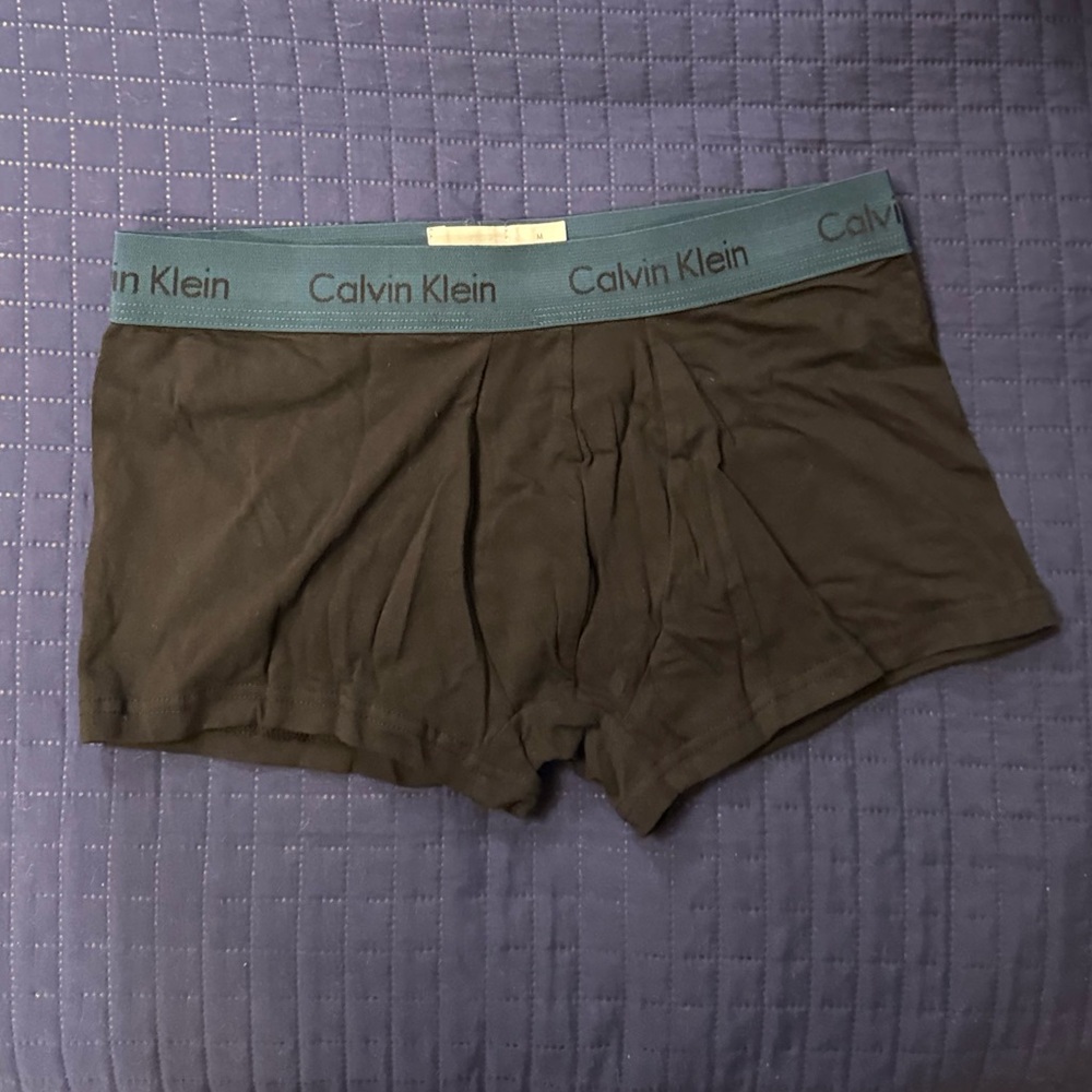 Men’s Black Trunks. Medium.